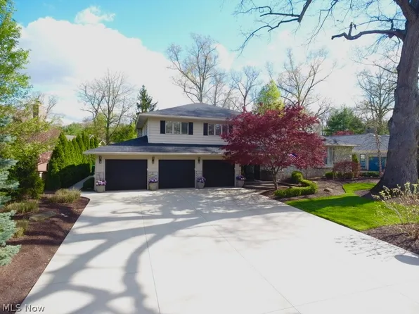 8519 Hunters Trl SE, Warren, OH 44484
