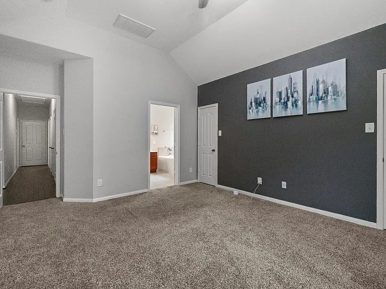 9906 Taylor Springs Ln — Photo 18