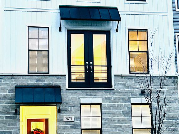 2nd image of 2871 Rayfield Ave