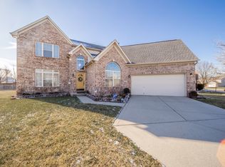 7832 Evian Dr, Indianapolis, IN
