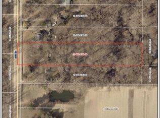 64 Saint, Holland, MI 49423