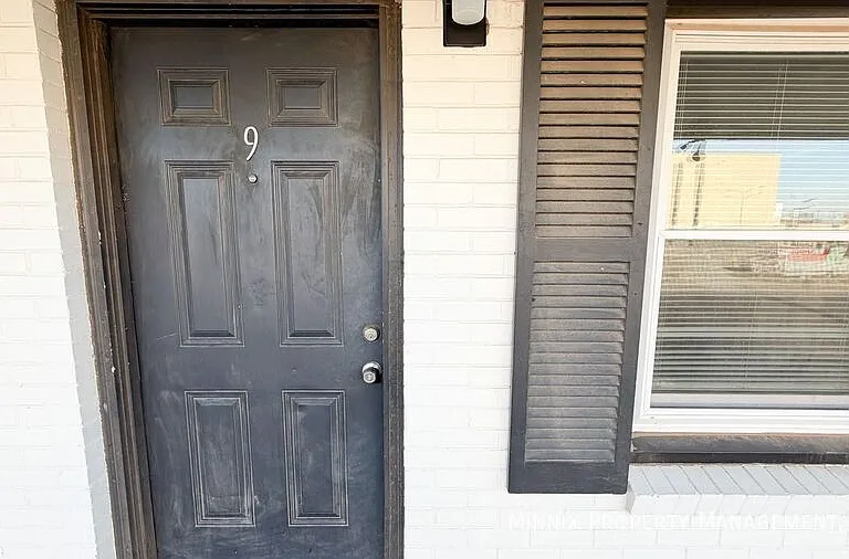 2010 Avenue S #1 — Photo 15