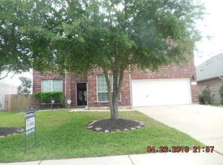 2211 Drake Falls Dr, Pearland, TX 77584