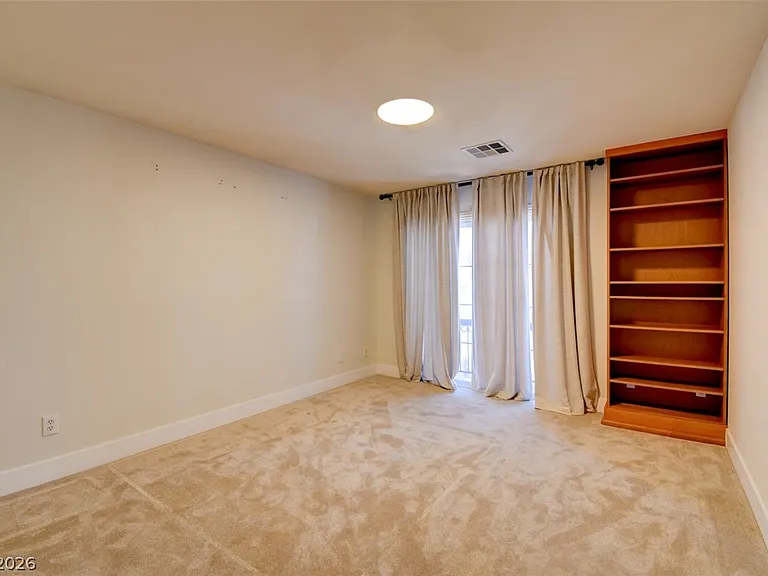 7686 Gossamer Wind St — Photo 27
