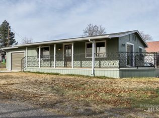 317 Mitchell St, Marsing, ID 83639