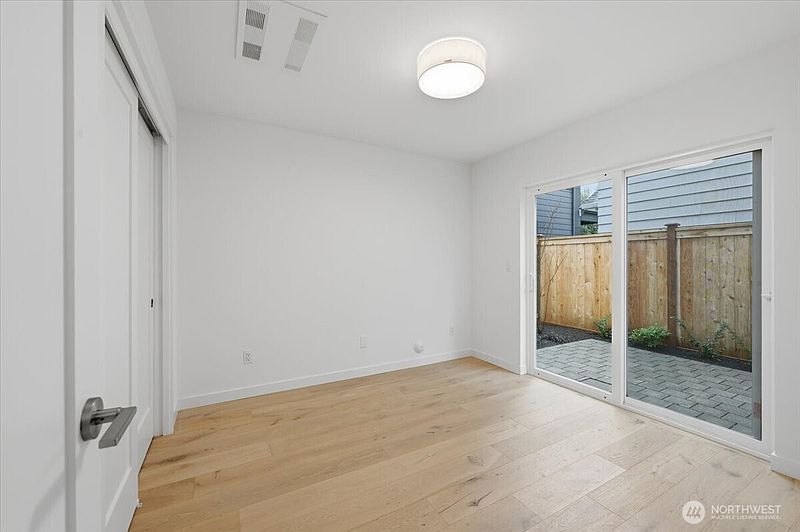 3rd image of 7320 11th Avenue NE