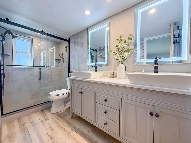 255 Capri Cir N #8 — Photo 25