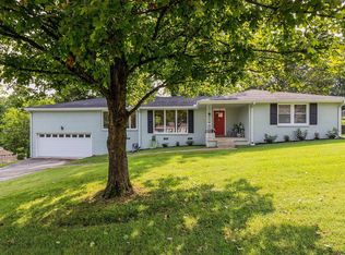 941 Giant Oak Dr, Nashville, TN 37217