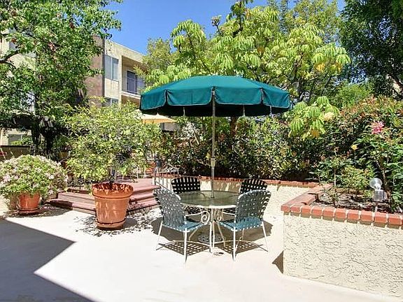 3rd image of 365 Burchett St Unit 220