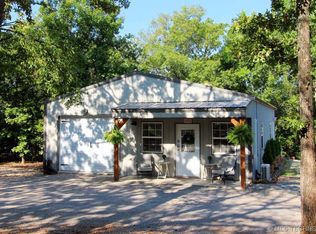 32201 S Hickory Dr, Cookson, OK 74427