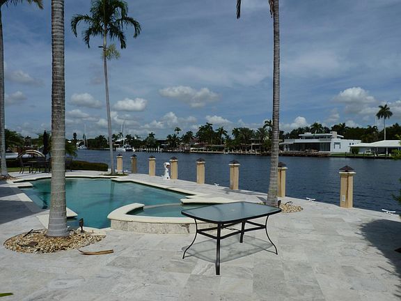 5th image of 509 7 Isles Dr