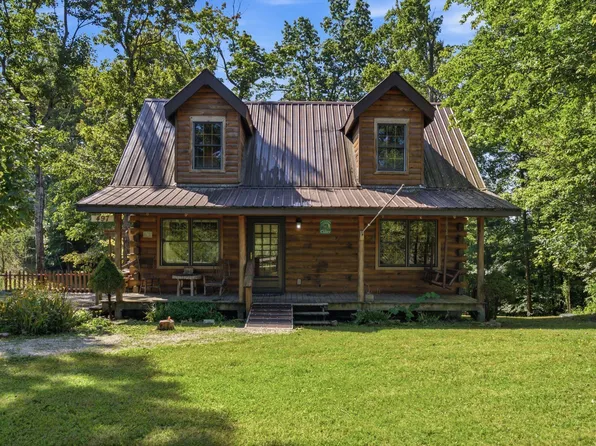 497 Scenic Heights Rd, Campton, KY 41301