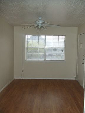 3rd image of 2602 Penny Ln APT 209