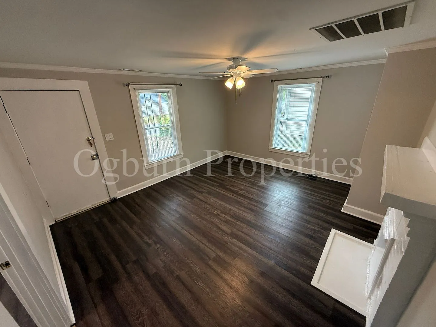 4008 Leo St-2br/1ba-House — Photo 3