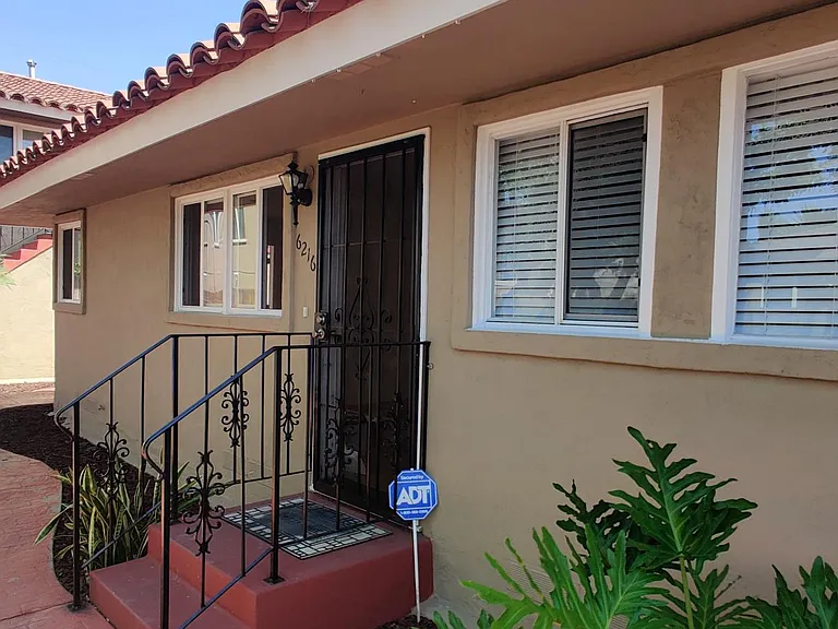 6216 Stanley Ave — Photo 1