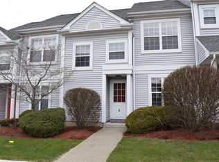 4 Kent Ct, Middletown, NY 10940