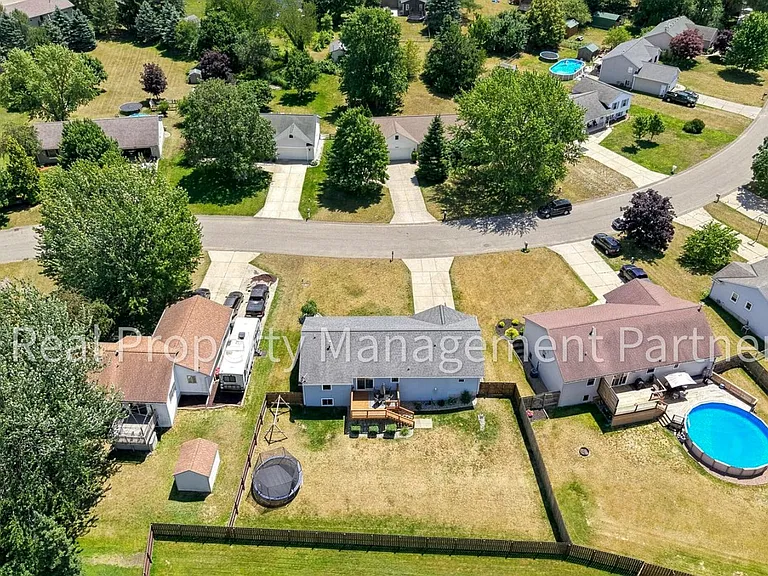 11425 Prairie Ave — Photo 5