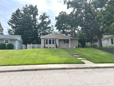 6 Aspen Ln, Carpentersville, IL, 60110