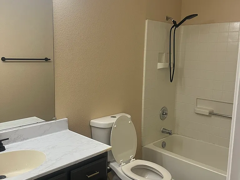 5117 Comanche Ct — Photo 12