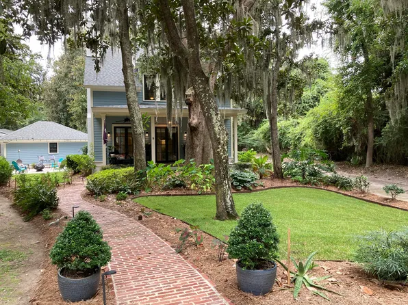 9 Cottoneye Ct, Beaufort, SC 29902