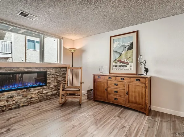 7355 E Quincy Avenue #107, Denver, CO 80237