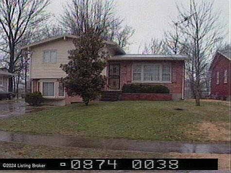 2nd image of 3408 Twin Oak Ln