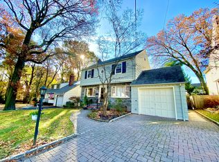 326 Willow Dr, Union, NJ 07083