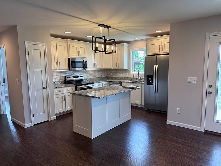 8245 Baxter Rd — Photo 11