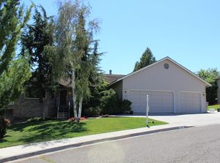 185 Kentwood Ct, Richland, WA