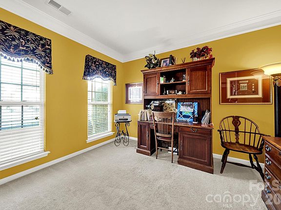 4th image of 3752 Leela Palace Way