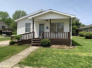 306 E Sycamore St, Petersburg, IN 47567