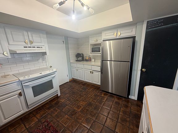 2nd image of 1237 E Brickyard Rd APT 305