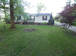 3728 Dawley Rd, Ravenna, OH 44266