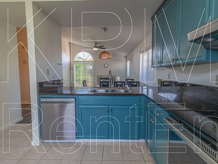 6529 El Capitan Cir — Photo 16