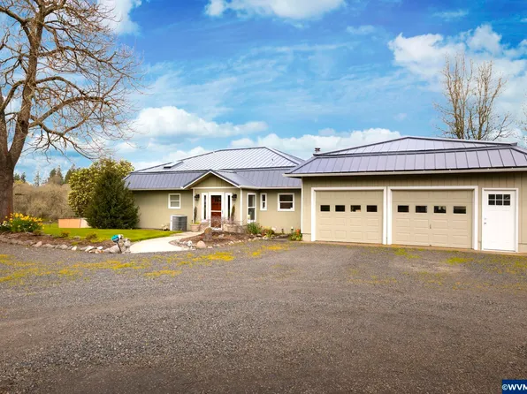 9470 SW Laughter Ln, Amity, OR 97101