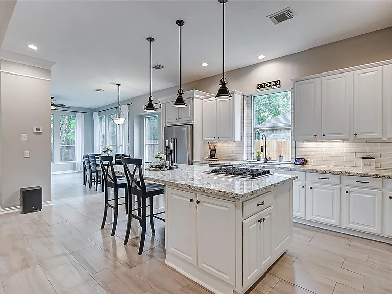 18207 Red Eagle Ct — Photo 13