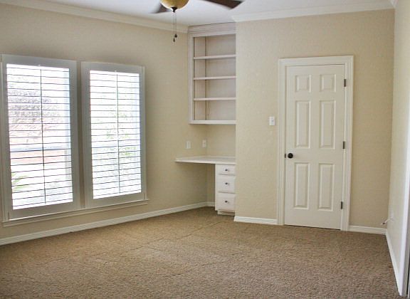 4th image of 303 Skywood Cir