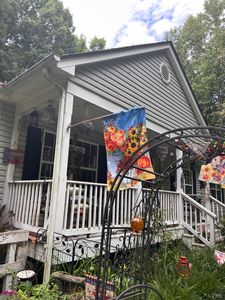 425 Deer Ln, Bremo Bluff, VA, 23022