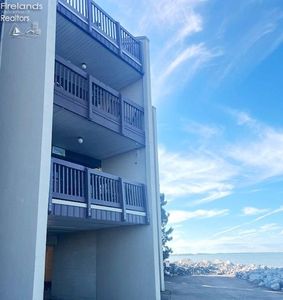 1803 E Perry St APT 36, Port Clinton, OH, 43452