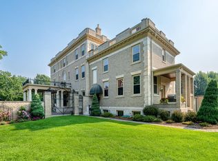 808 Summit Ave #3, Saint Paul, MN 55105