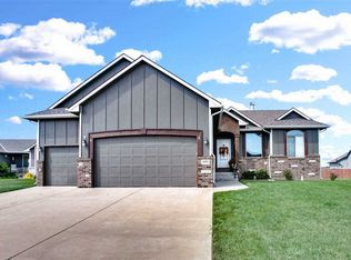 2004 E Teak Ct, Andover, KS 67002