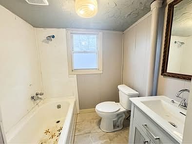 2nd image of 1120 Spruce St