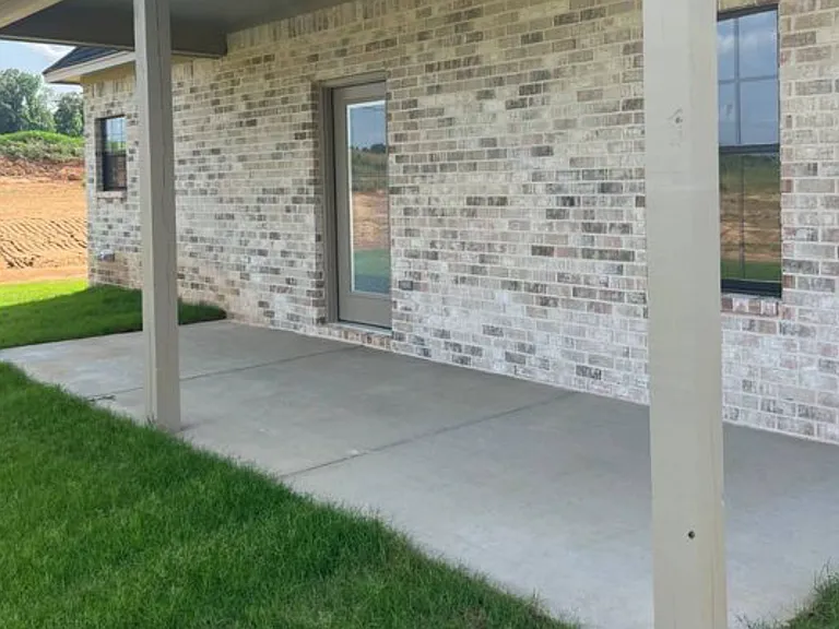 320 Liberty Loop — Photo 5