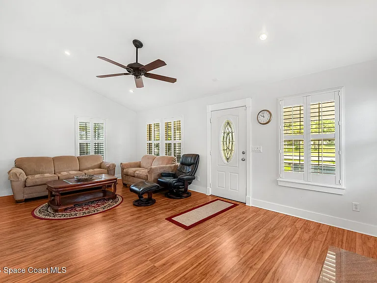 116 Rosa L Jones Dr — Photo 14