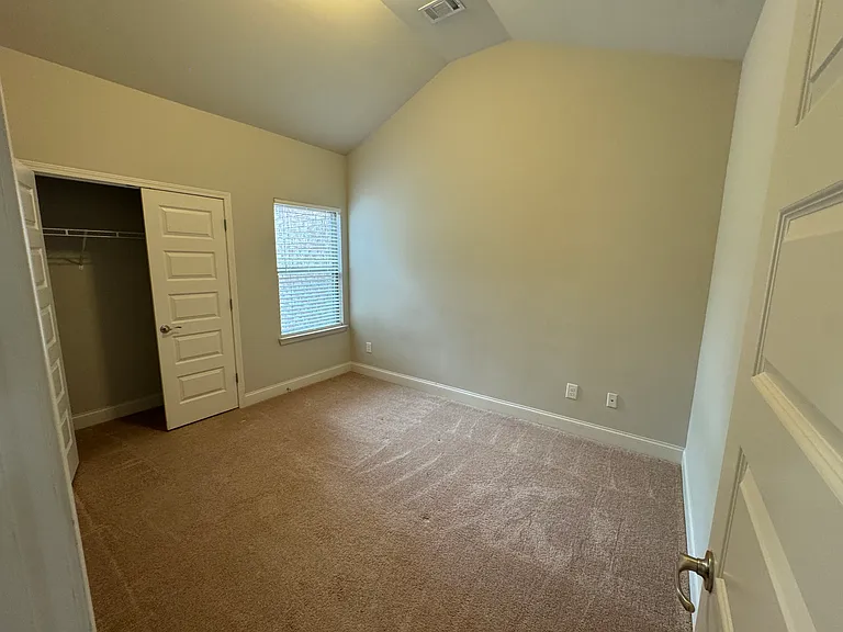 10584 Naramore Ln — Photo 22