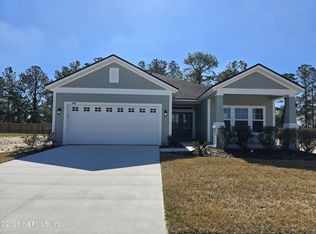 3542 Americana Dr, Green Cove Springs, FL 32043
