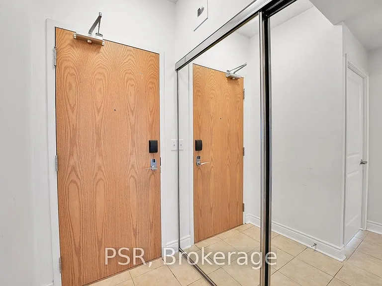 1910 Lake Shore Blvd W #903 — Photo 2