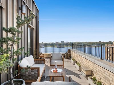 310 W 106th St #PENTHOUSE 17B, Manhattan, NY, 10025