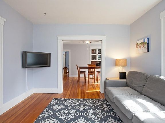 4th image of 48 Montvale St #1
