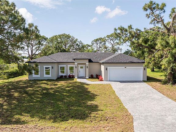 2nd image of 7916 Granada Rd